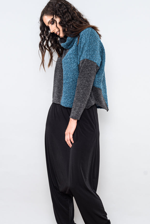 Soft Turtleneck Sweater Top - pavone charcoal