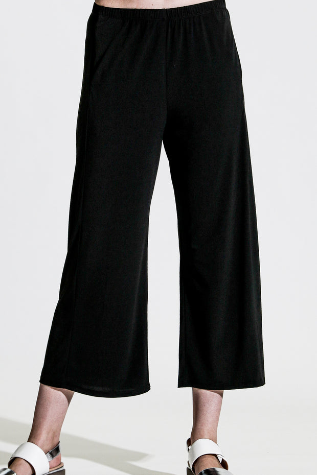 Khangura Slimming Black Capri Pants. Basic Black Pants. Cute Black Crop Pants. Pull-On Comfy Pants USA-Made.