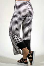 Trendy Fashion Pants - houndstooth black cream